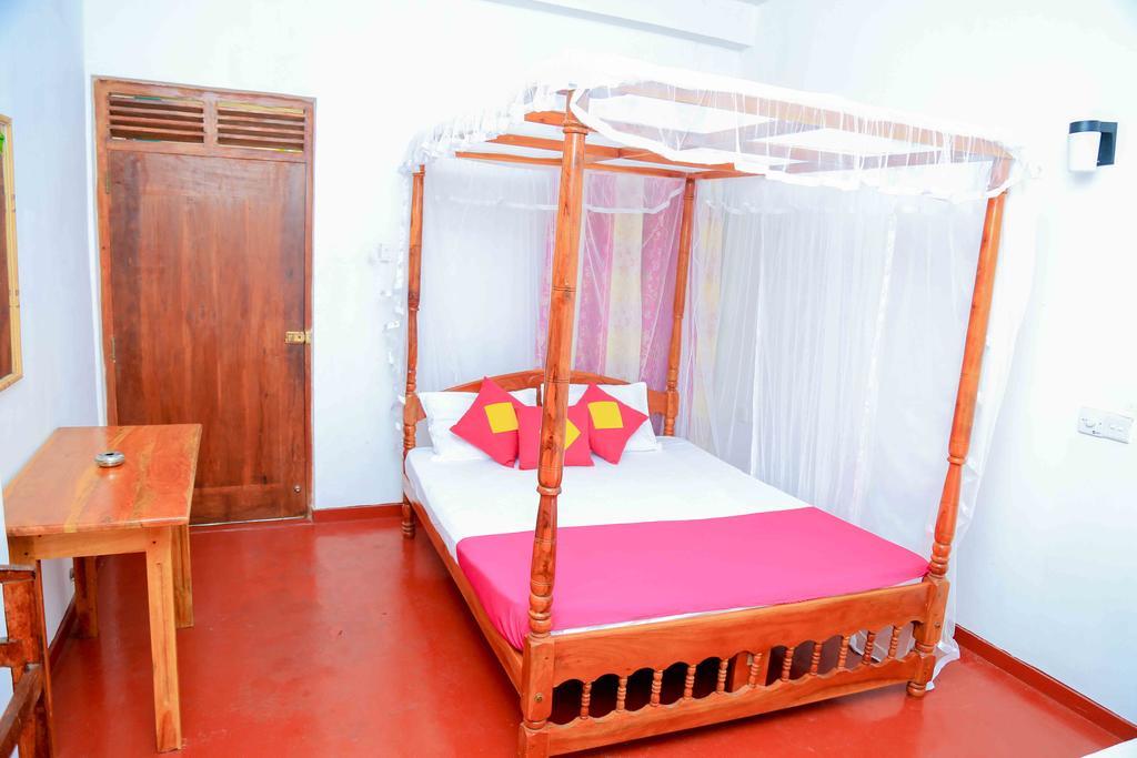 Mallika Guest House 탕갈레 외부 사진