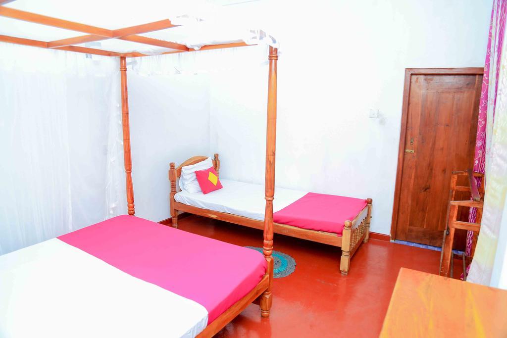 Mallika Guest House 탕갈레 외부 사진