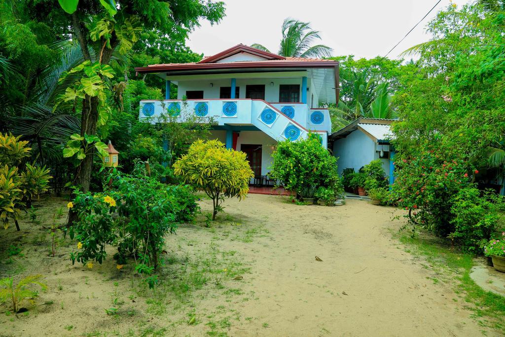 Mallika Guest House 탕갈레 외부 사진